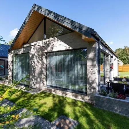 Nyaraló Holiday Home In Ustronie Morskie Near Beach, Cleaning Included *