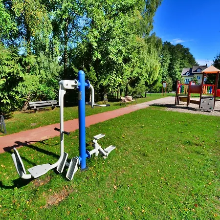 Holiday Home In Ustronie Morskie Near Beach, Cleaning Included بيت للعطل أوسترونيه مورسكية