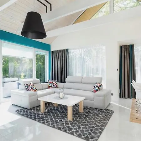 بيت للعطل Holiday Home In Ustronie Morskie Near Beach, Cleaning Included